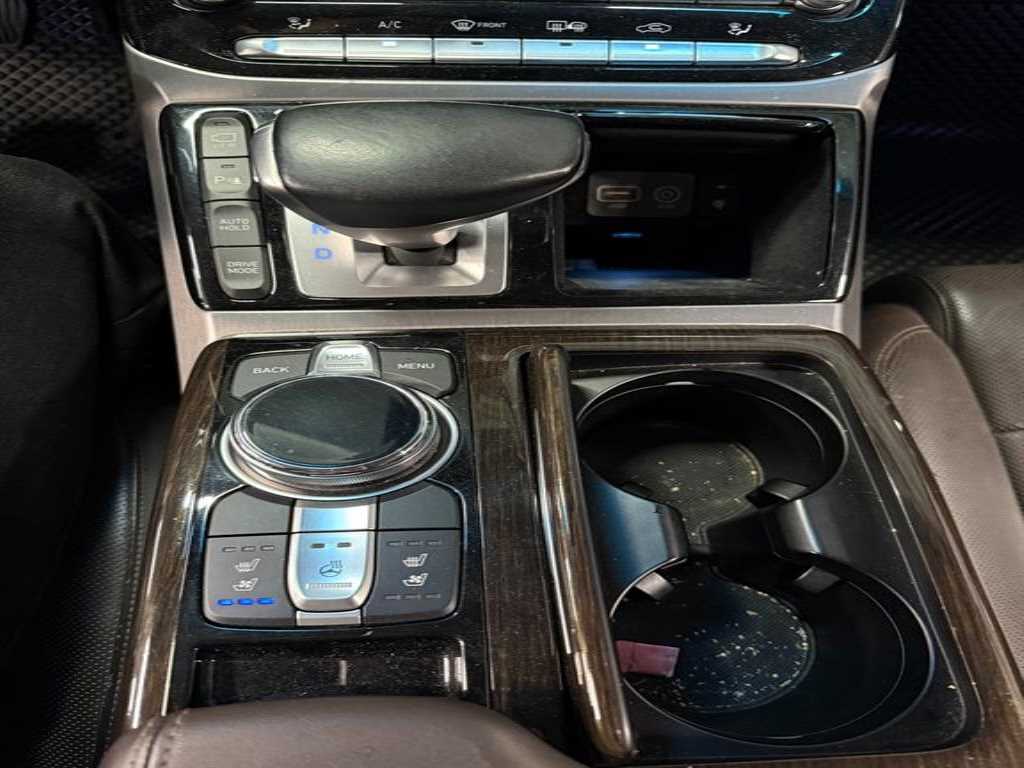 Genesis EQ900 - Vista 7