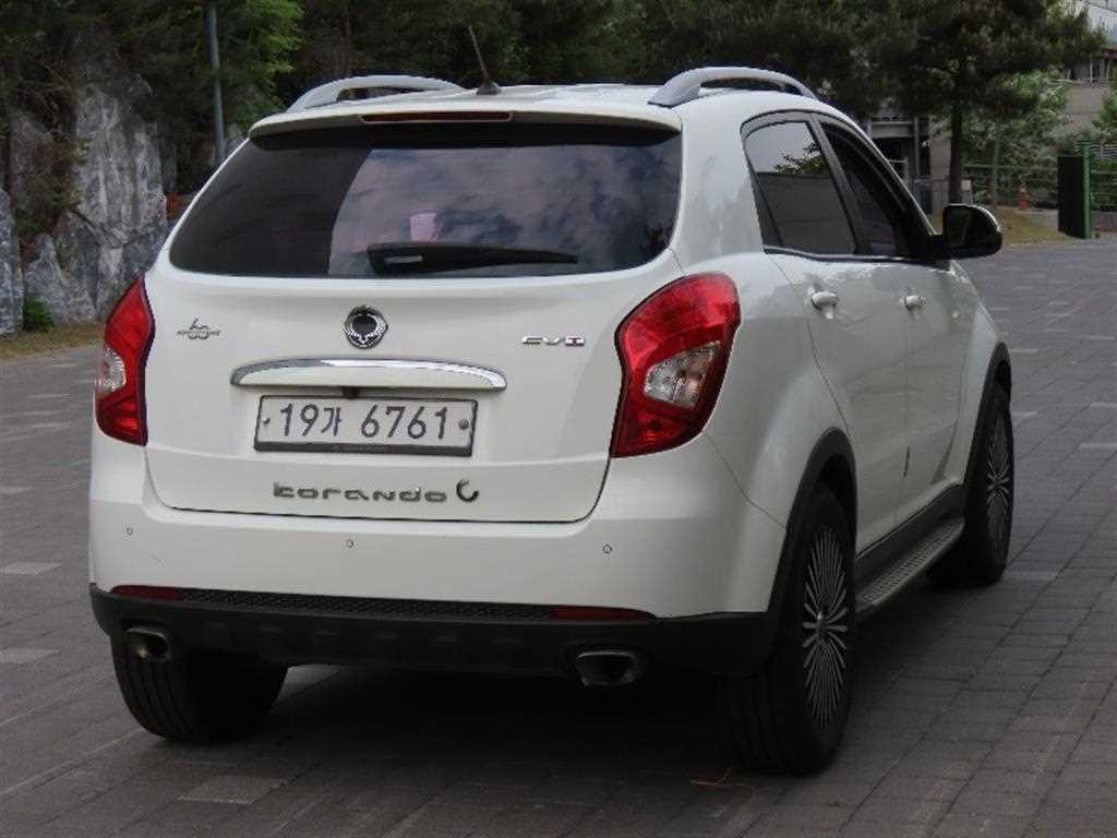 Ssangyong Korando - Vista 3