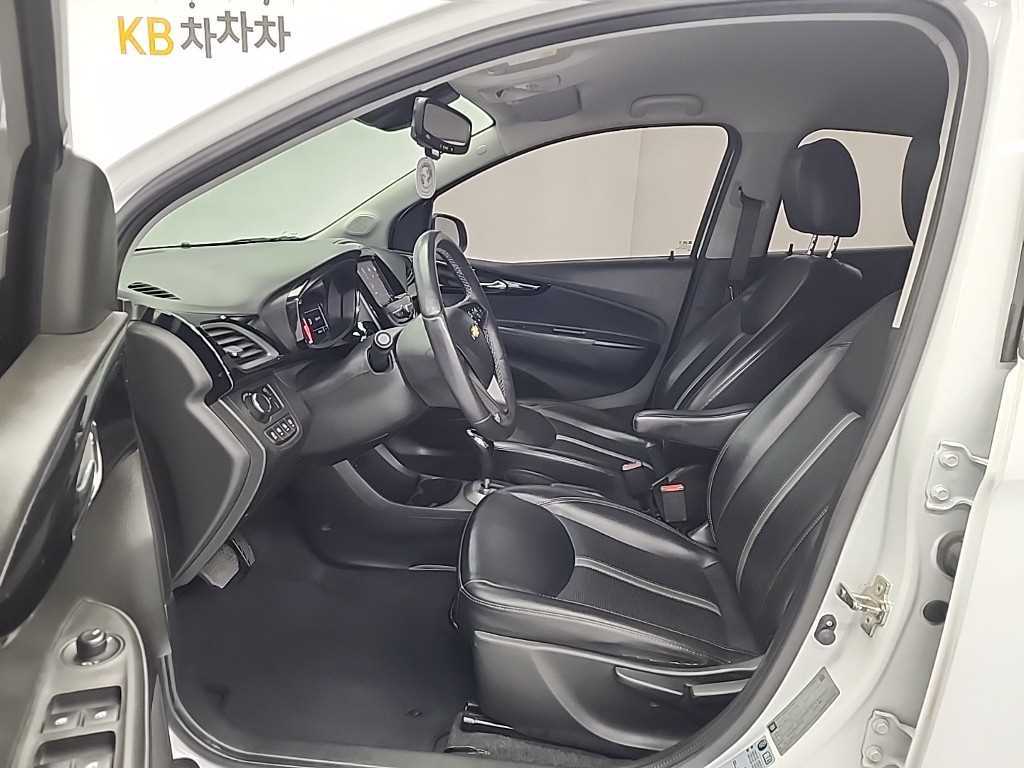 Chevrolet Spark - Vista 11