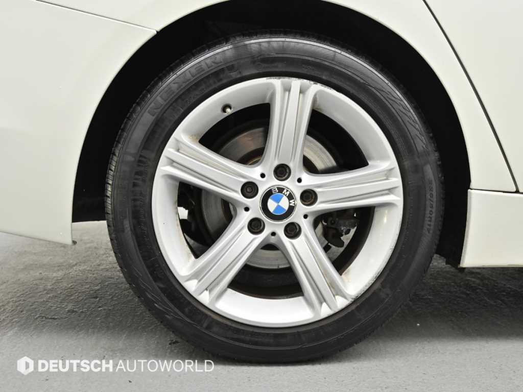 BMW 3 series - Vista 5