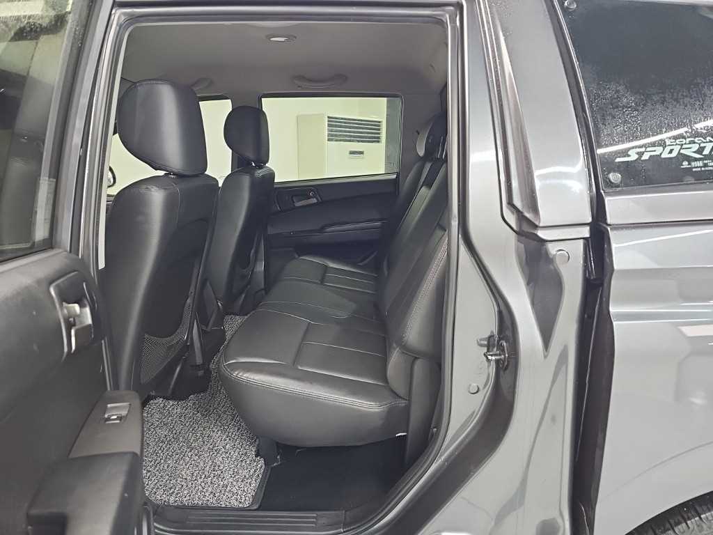 Ssangyong Korando - Vista 12
