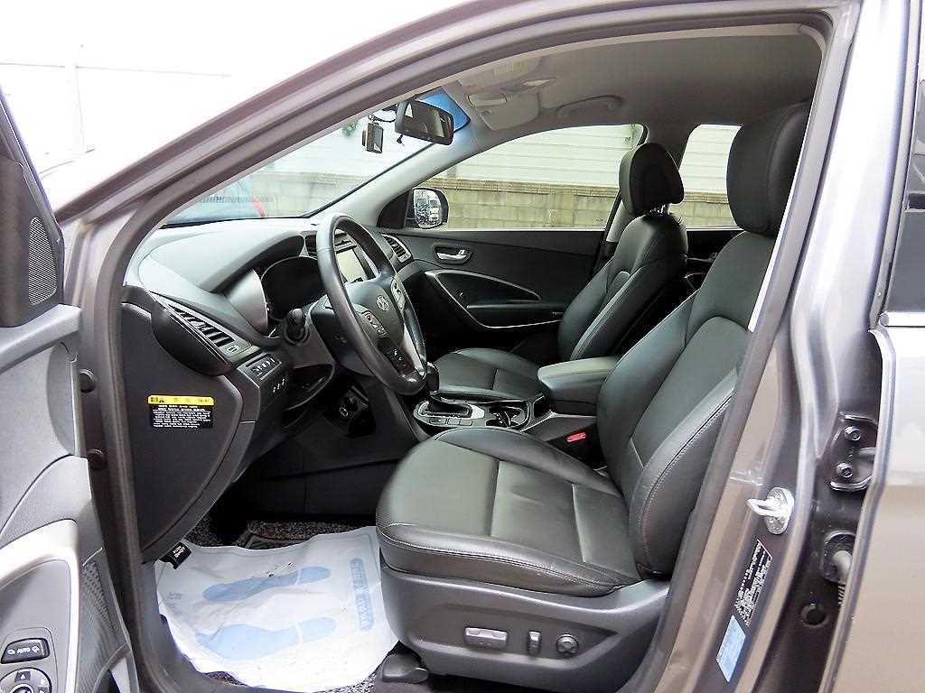 HYUNDAI Santa Fe - Vista 5