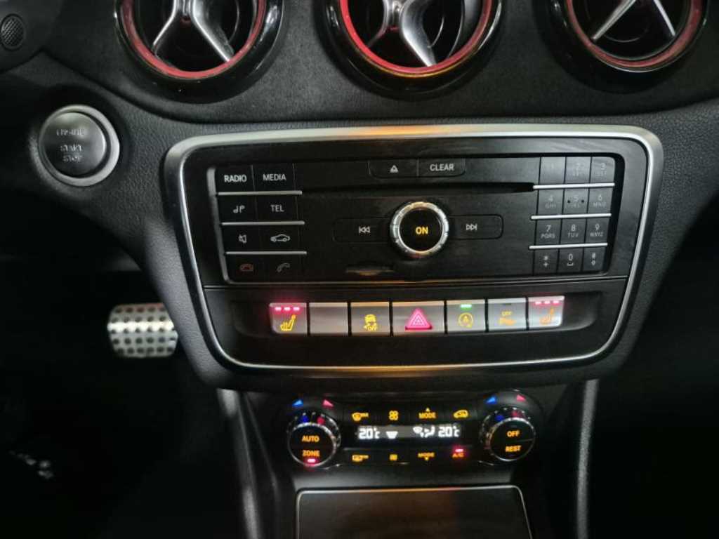 Mercedes Benz CLA Class - Vista 11
