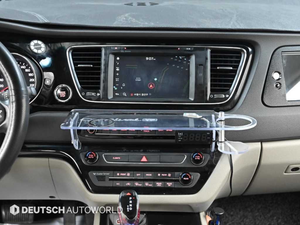 KIA Carnival 2017 Negro - Importación desde Corea - HF Imports Iquique - Foto 14