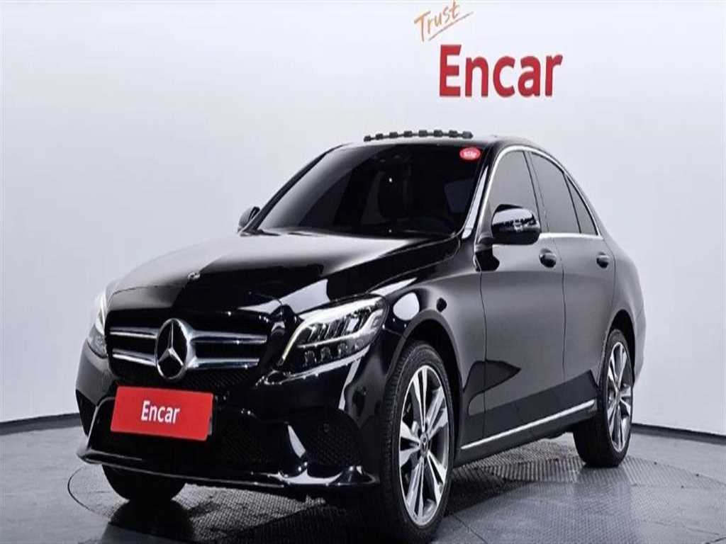 Mercedes Benz C Class 2020 Negro - Importación desde Corea - HF Imports Iquique - Foto 1