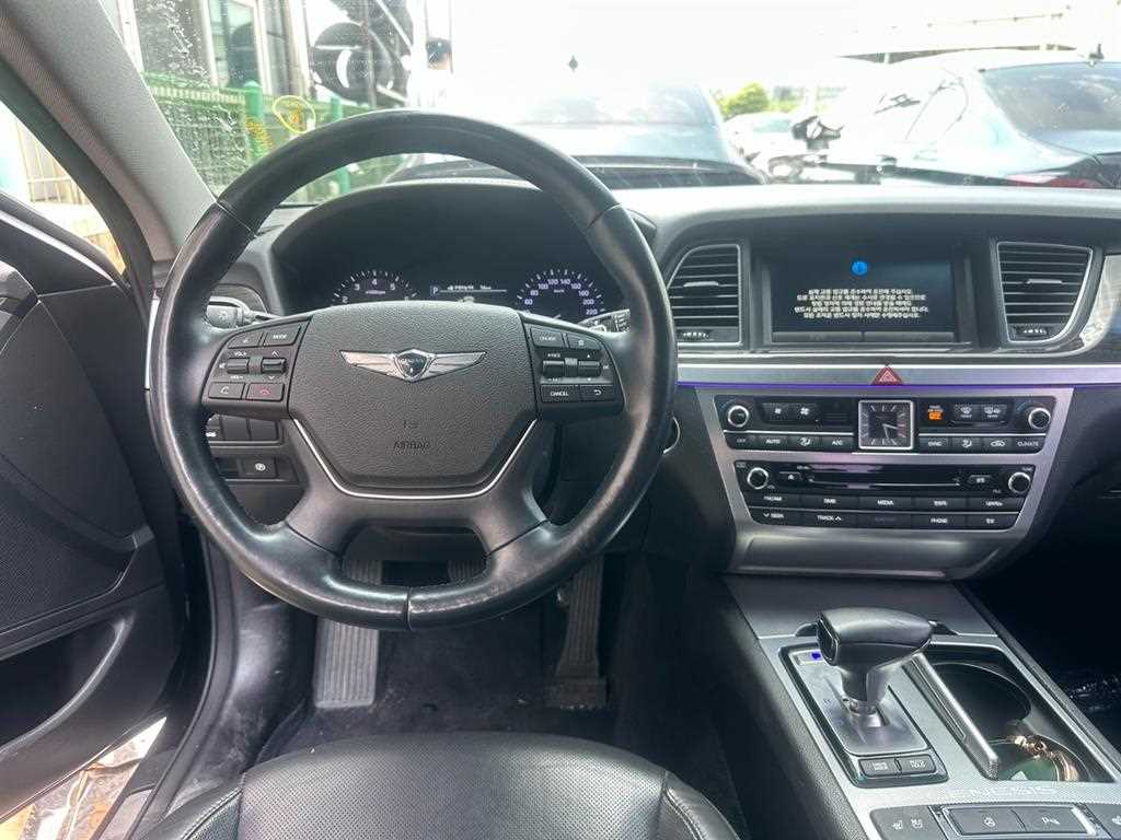 Genesis G80 - Vista 7