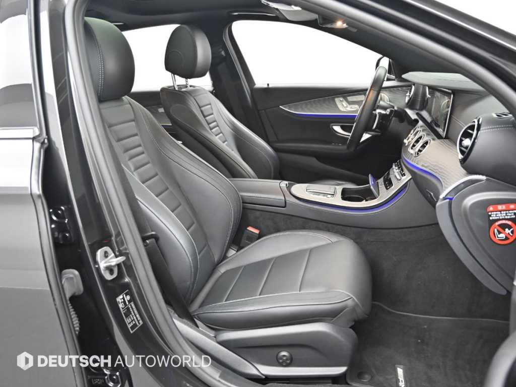 Mercedes Benz E class - Vista 10