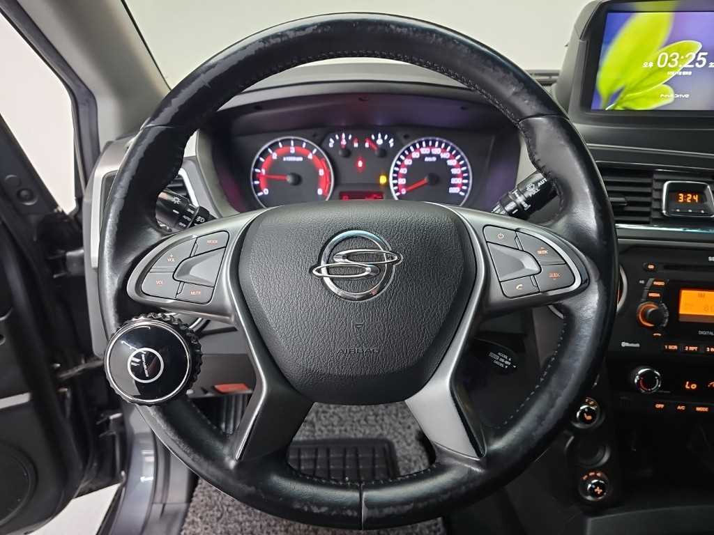 Ssangyong Korando - Vista 9