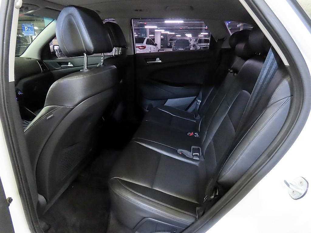 HYUNDAI Tucson - Vista 7