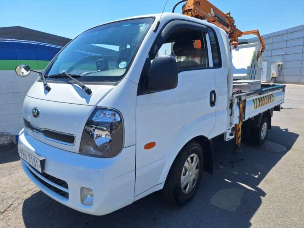 Small Truck Complaint (complaint vehicle) - Vista 2