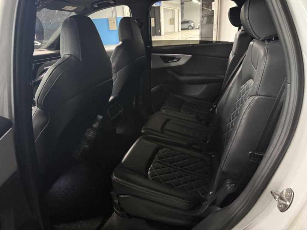 Audi Q7 - Vista 6