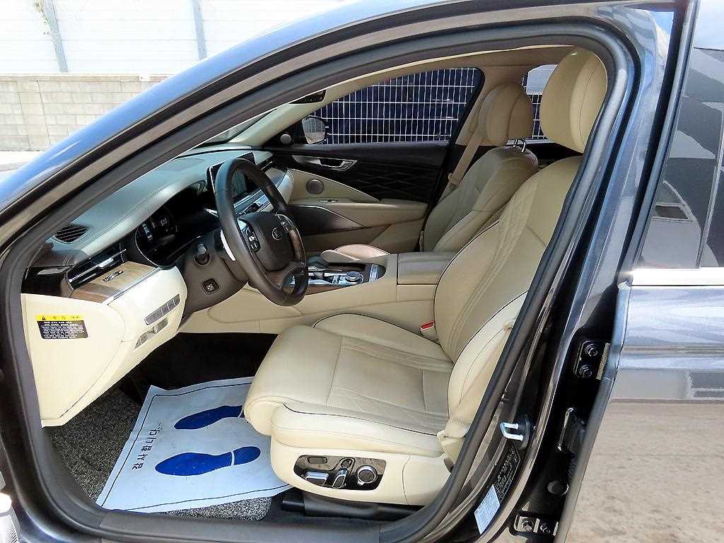 KIA K9 - Vista 5