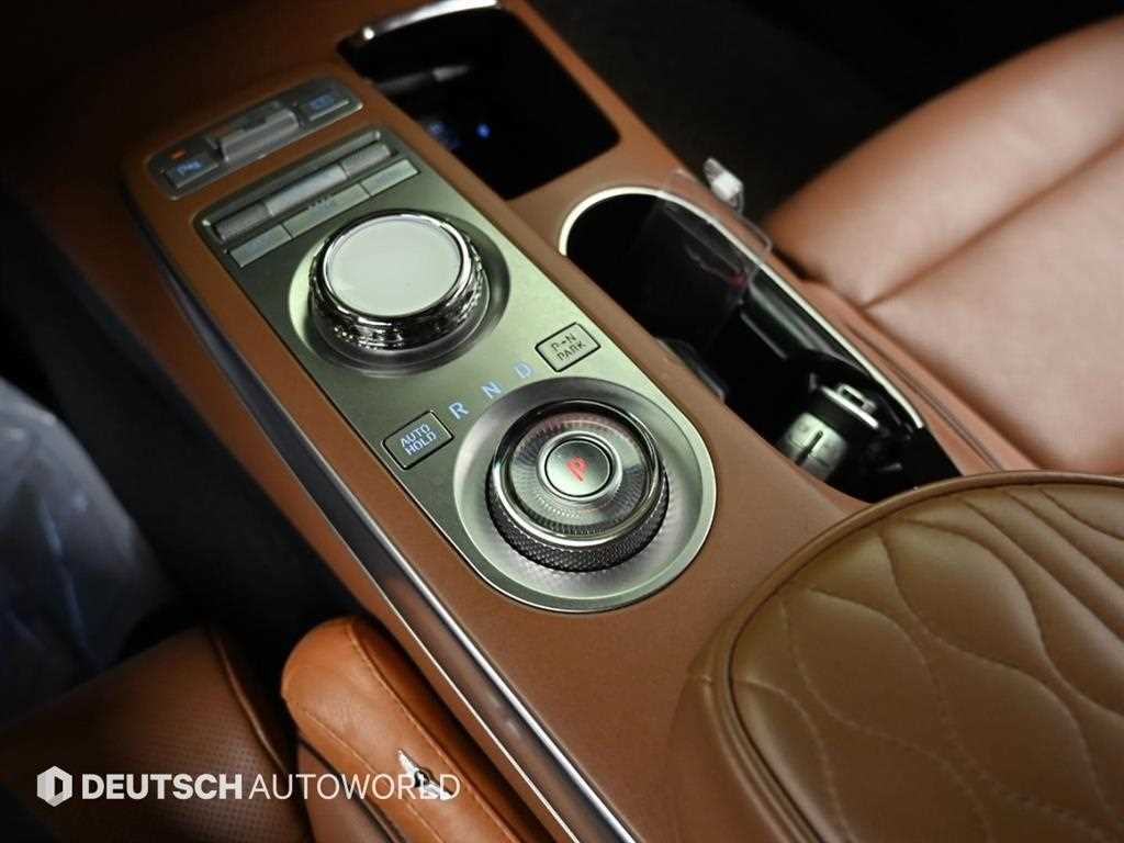 Genesis GV70 - Vista 9