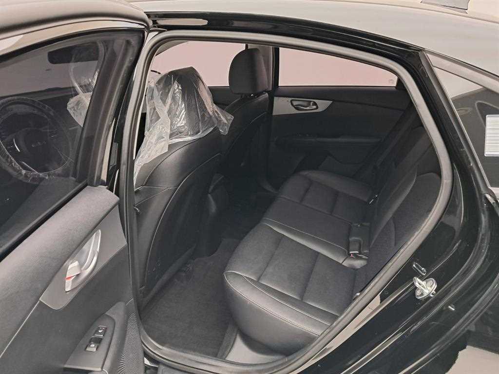 KIA K3 - Vista 12