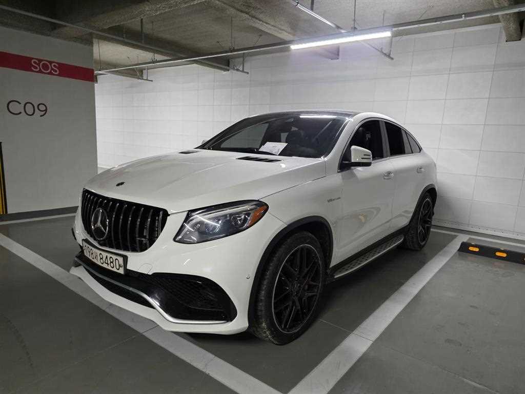 Mercedes Benz GLE Class - Vista 2
