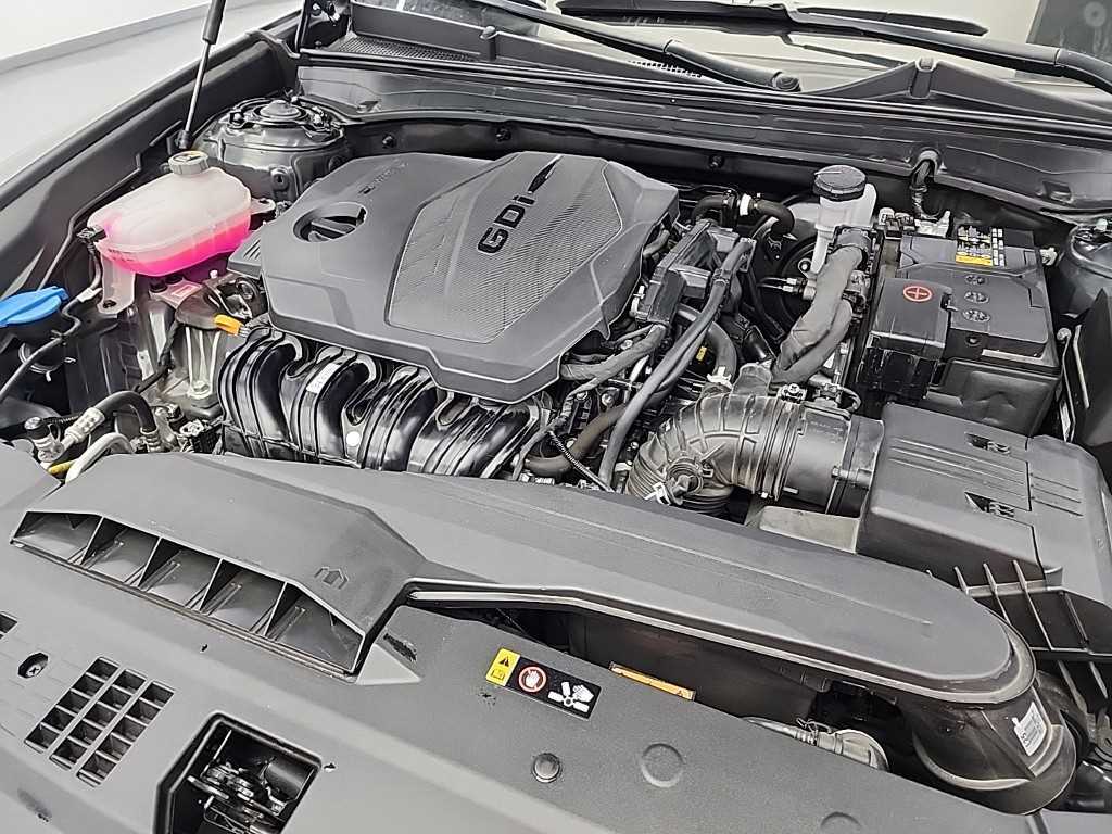 HYUNDAI Grandeur - Vista 6