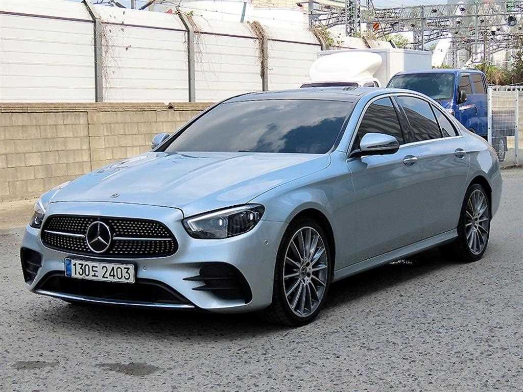 Mercedes Benz E class - Vista 2