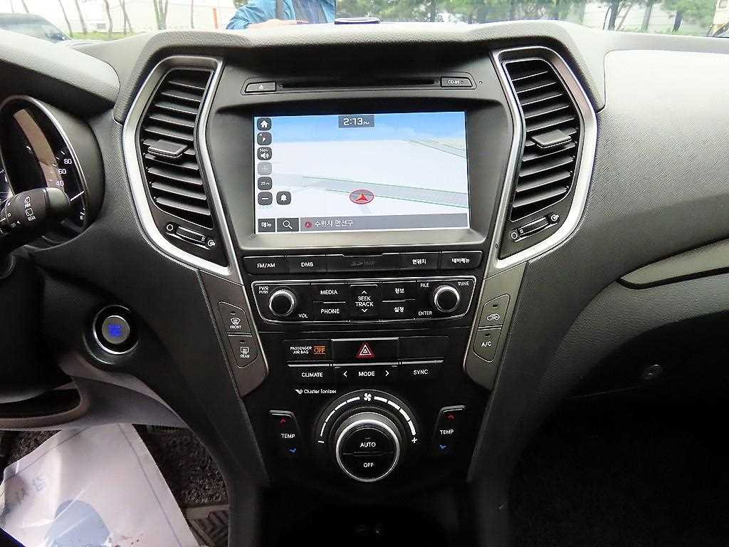 HYUNDAI Santa Fe 2016 Gris - Importación desde Corea - HF Imports Iquique - Foto 13