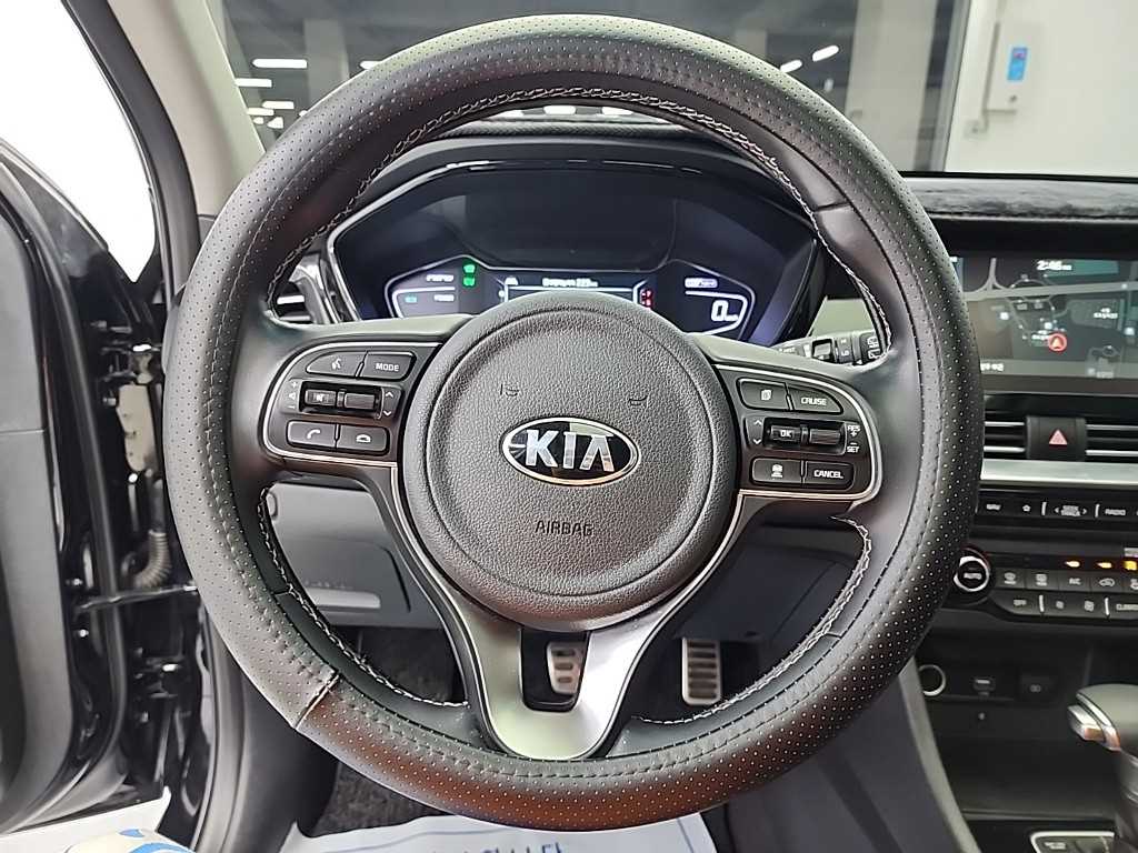 KIA Niro - Vista 9
