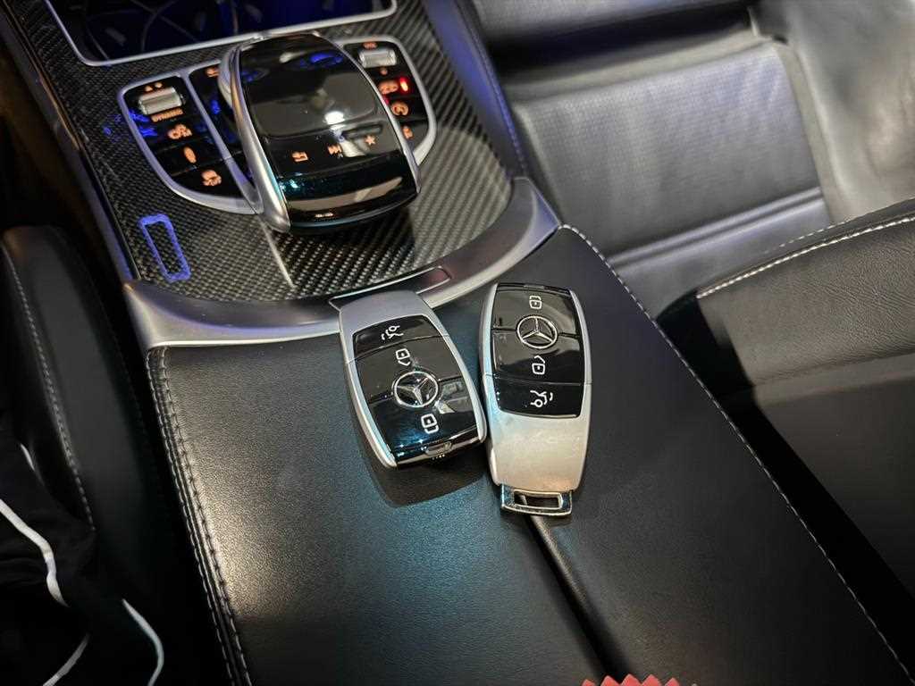 Mercedes Benz C Class 2017 Negro - Importación desde Corea - HF Imports Iquique - Foto 20