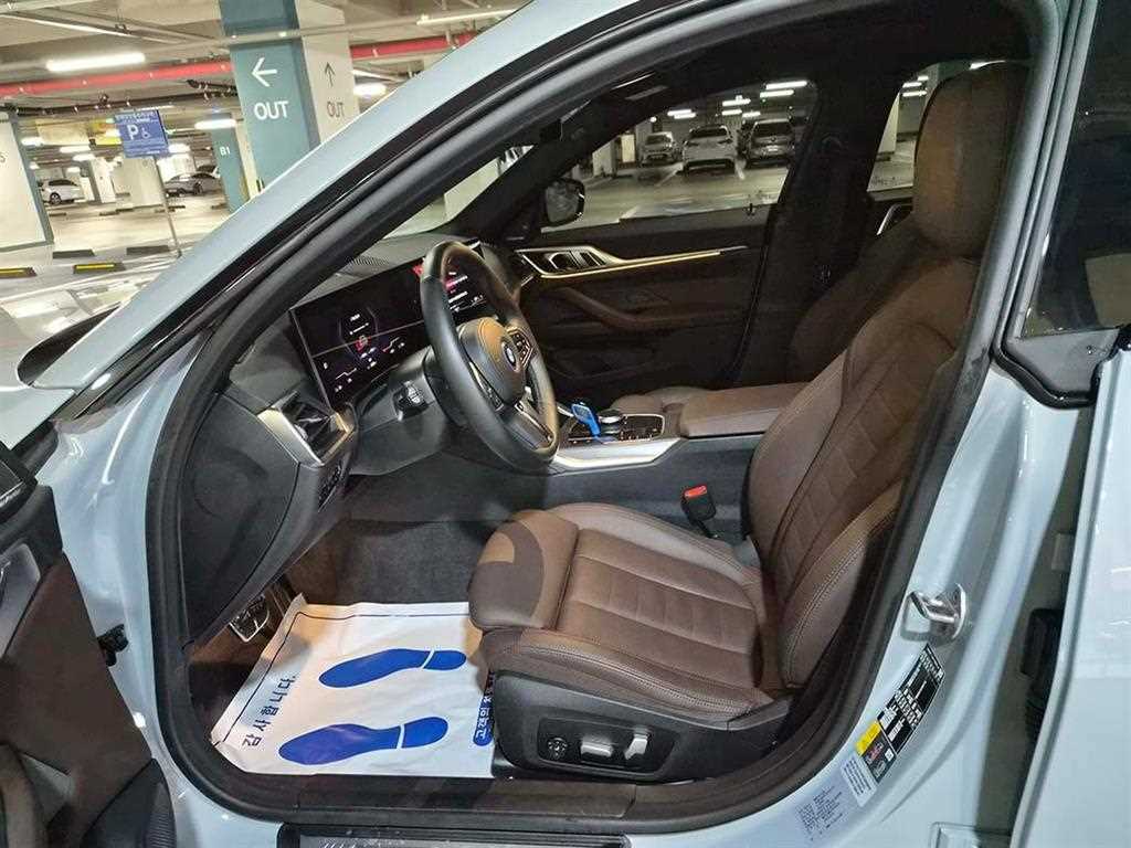 BMW i4 - Vista 6