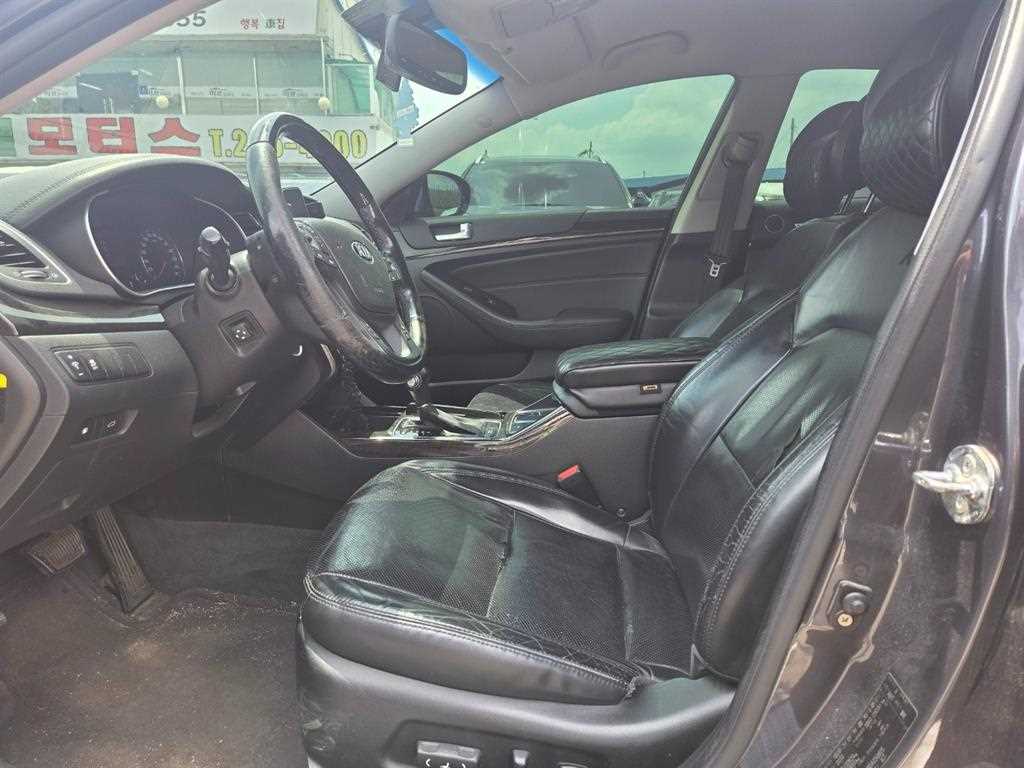 KIA K7 - Vista 5