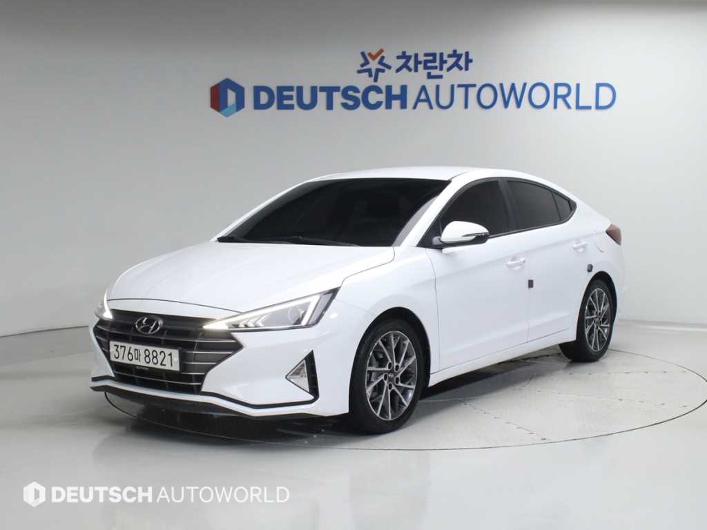 HYUNDAI Avante 2020 Blanco - Importación desde Corea - HF Imports Iquique - Foto 1