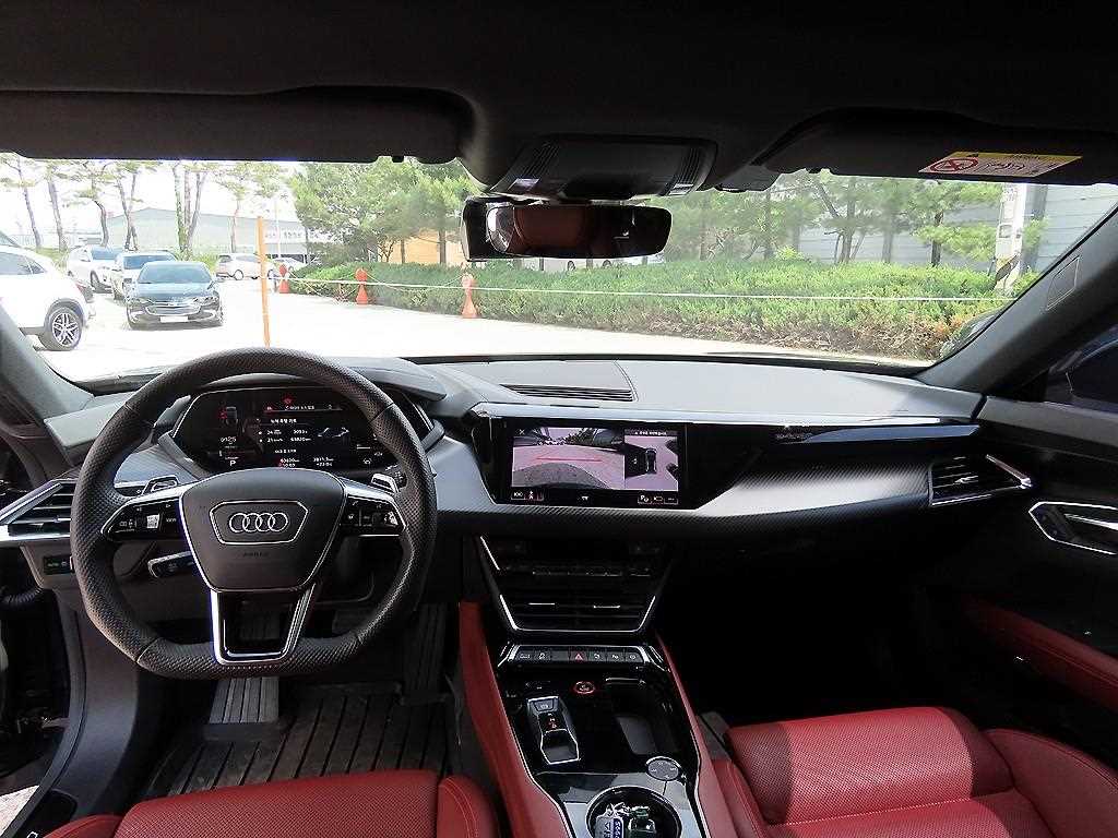 Audi e-Tron GT - Vista 7