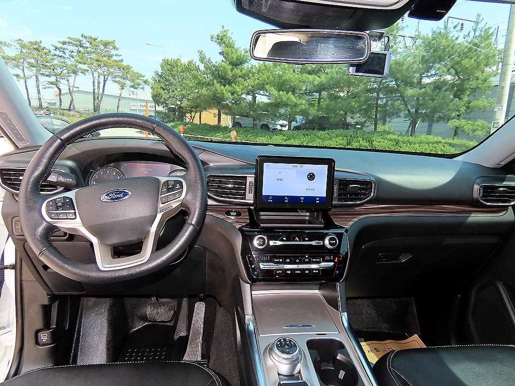 Ford Explorer - Vista 7