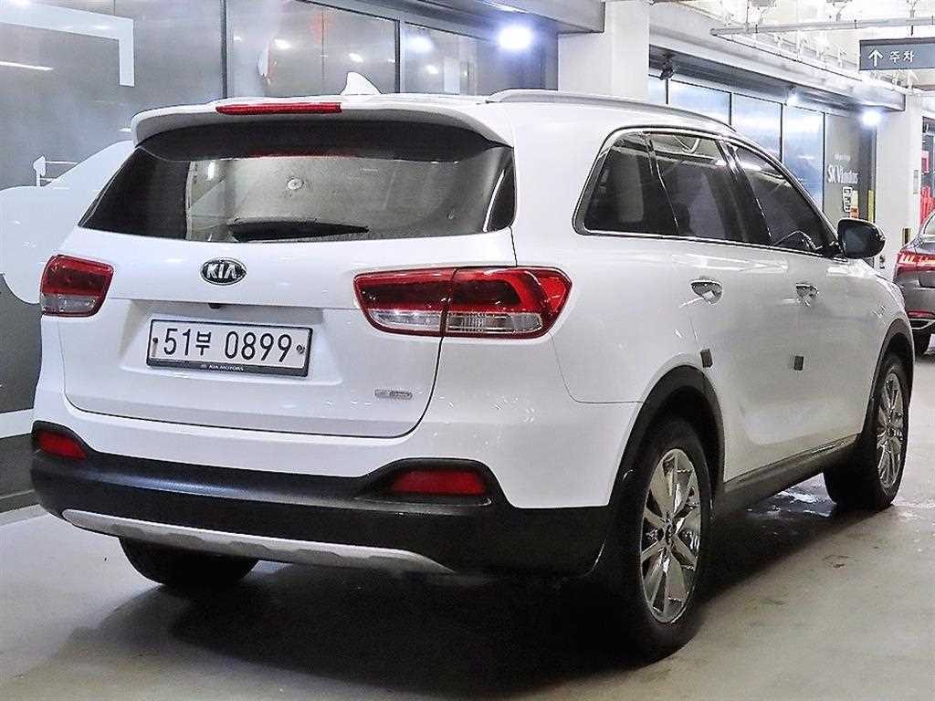 KIA Sorento - Vista 4