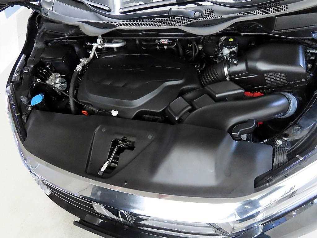 Honda Odyssey 2022 Negro - Importación desde Corea - HF Imports Iquique - Foto 19