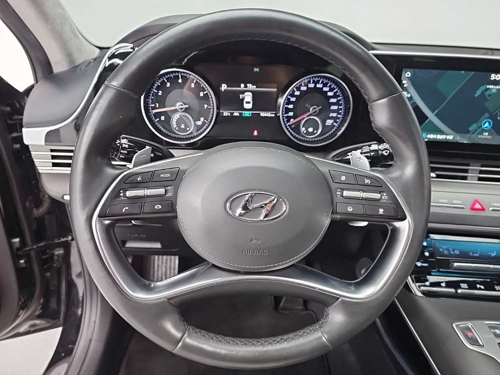 HYUNDAI Grandeur - Vista 9