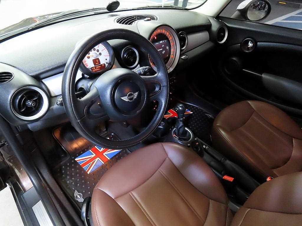 Mini Cooper - Vista 10
