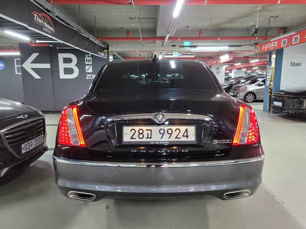 KIA Opirus - Vista 4