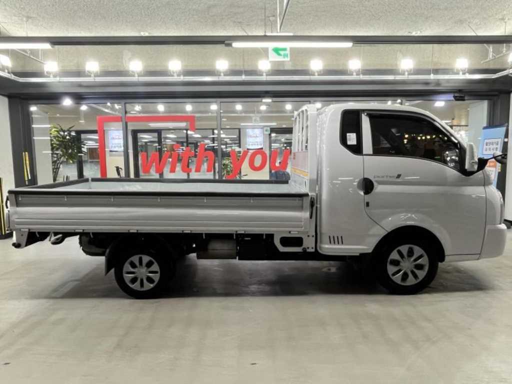 Small Truck Cargo (small) - Vista 3