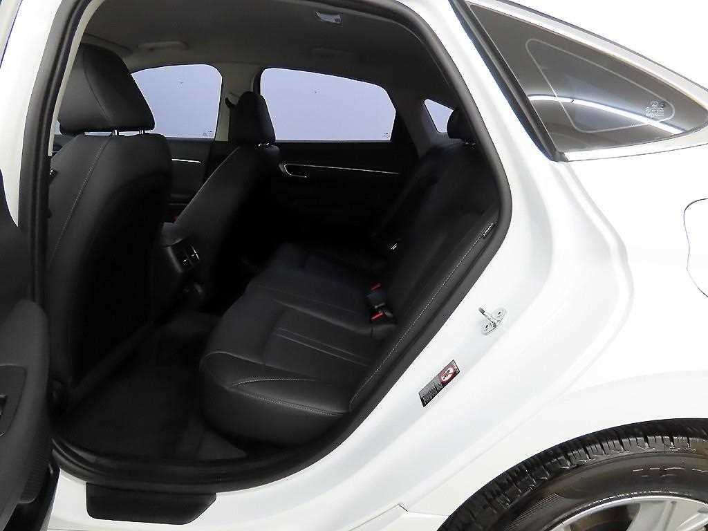 HYUNDAI Sonata - Vista 6