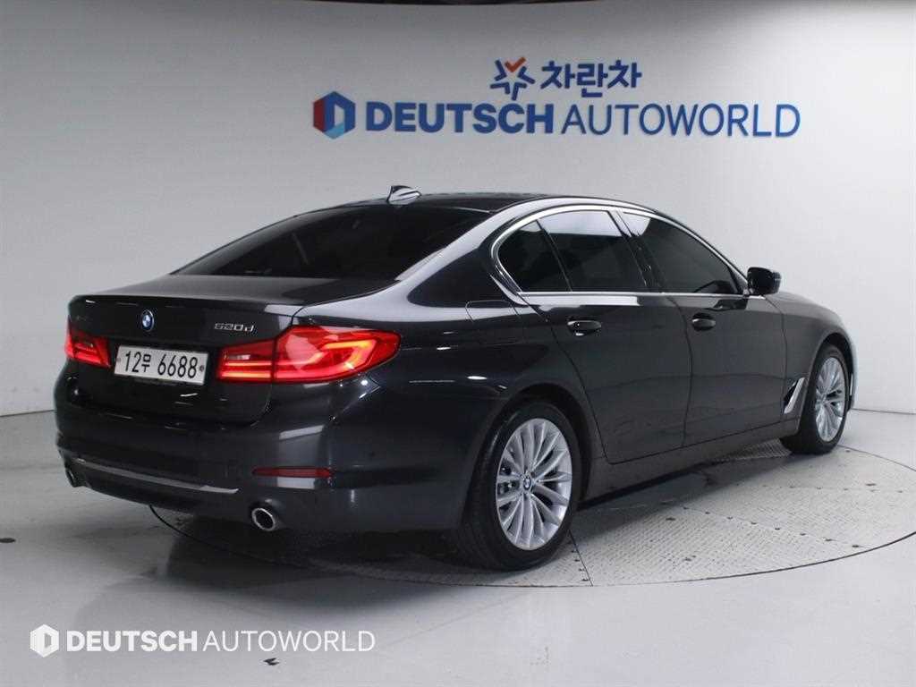 BMW 5 Series - Vista 2