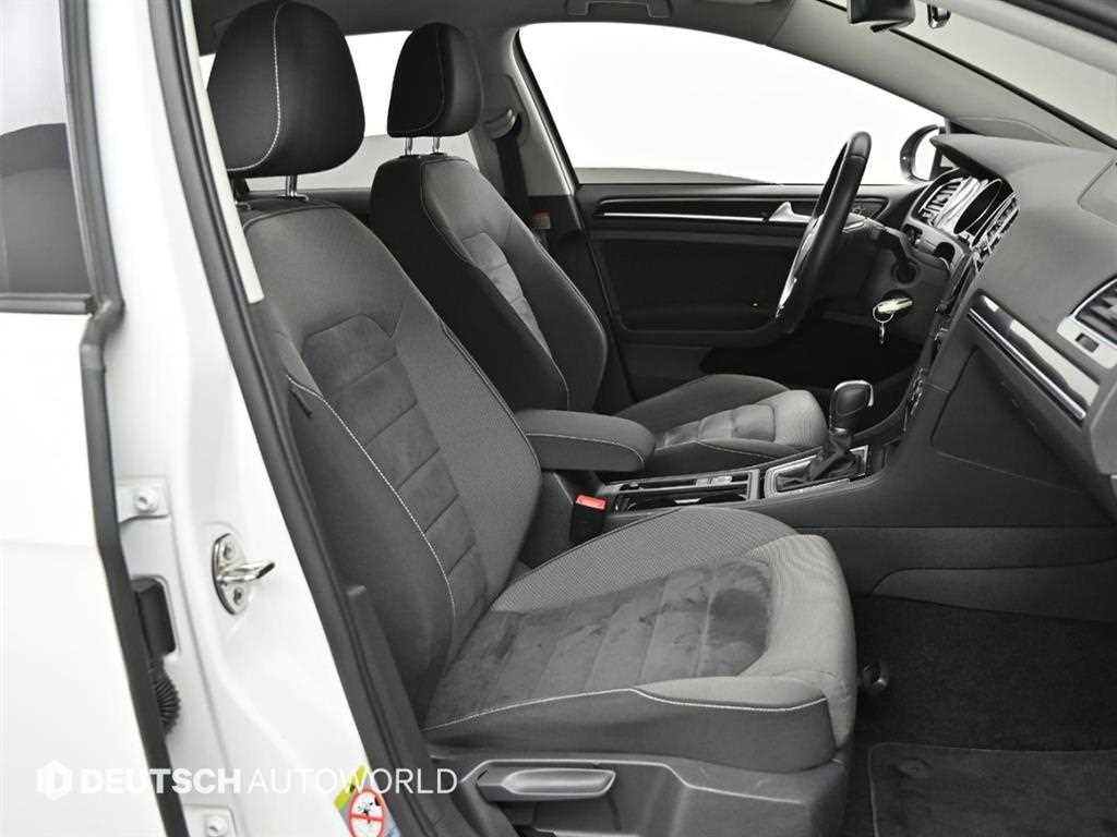 Volkswagen Golf - Vista 10