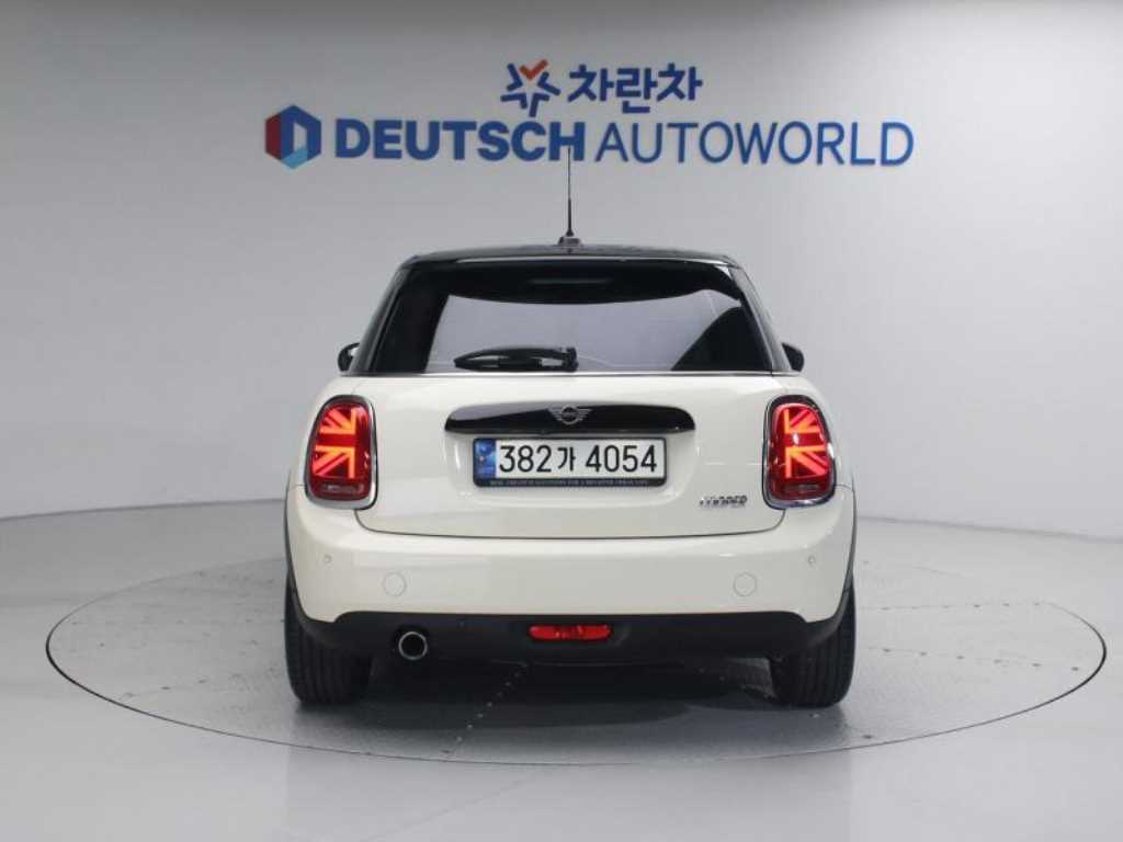 Mini Cooper - Vista 4