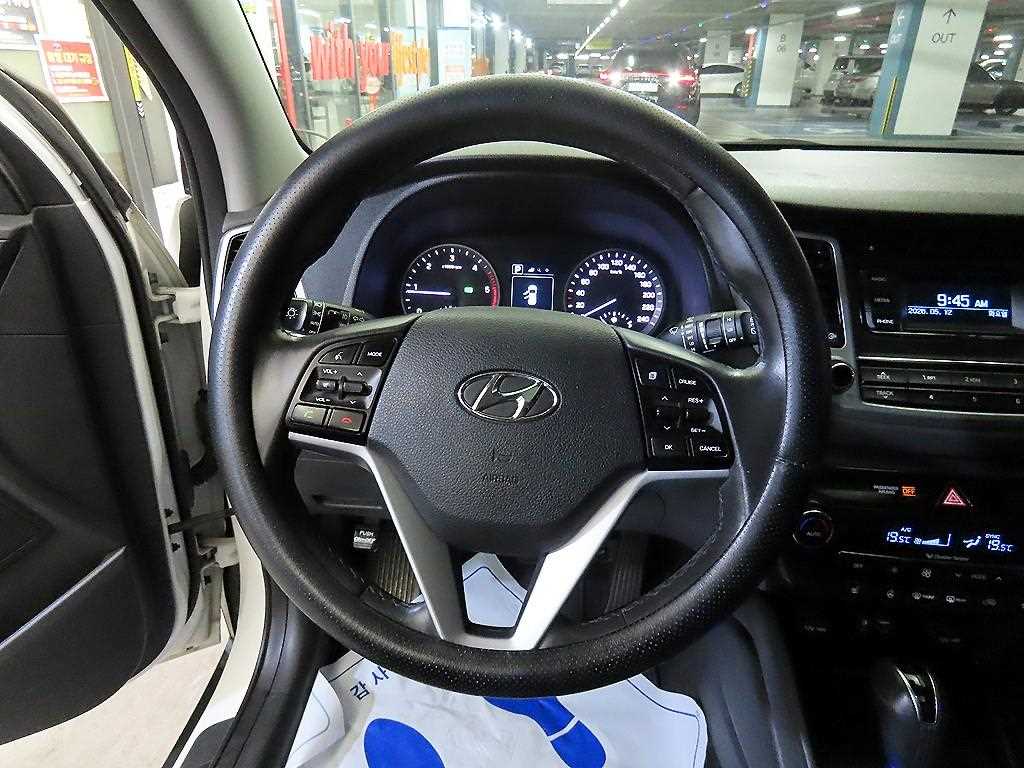 HYUNDAI Tucson - Vista 8