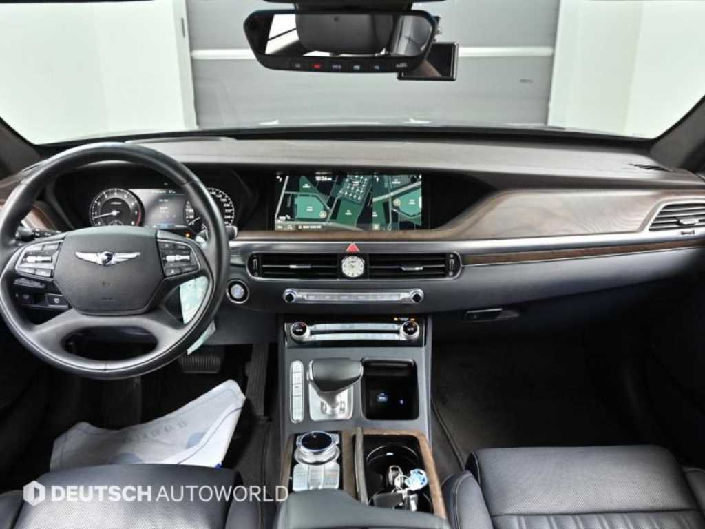 Genesis G90 - Vista 7