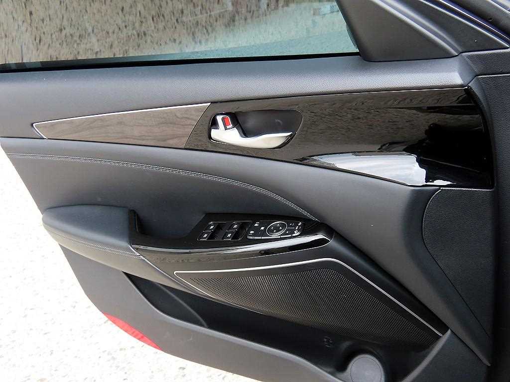 KIA K7 - Vista 11