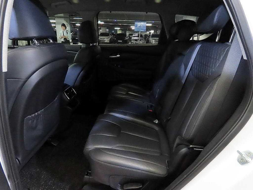HYUNDAI Santa Fe - Vista 7