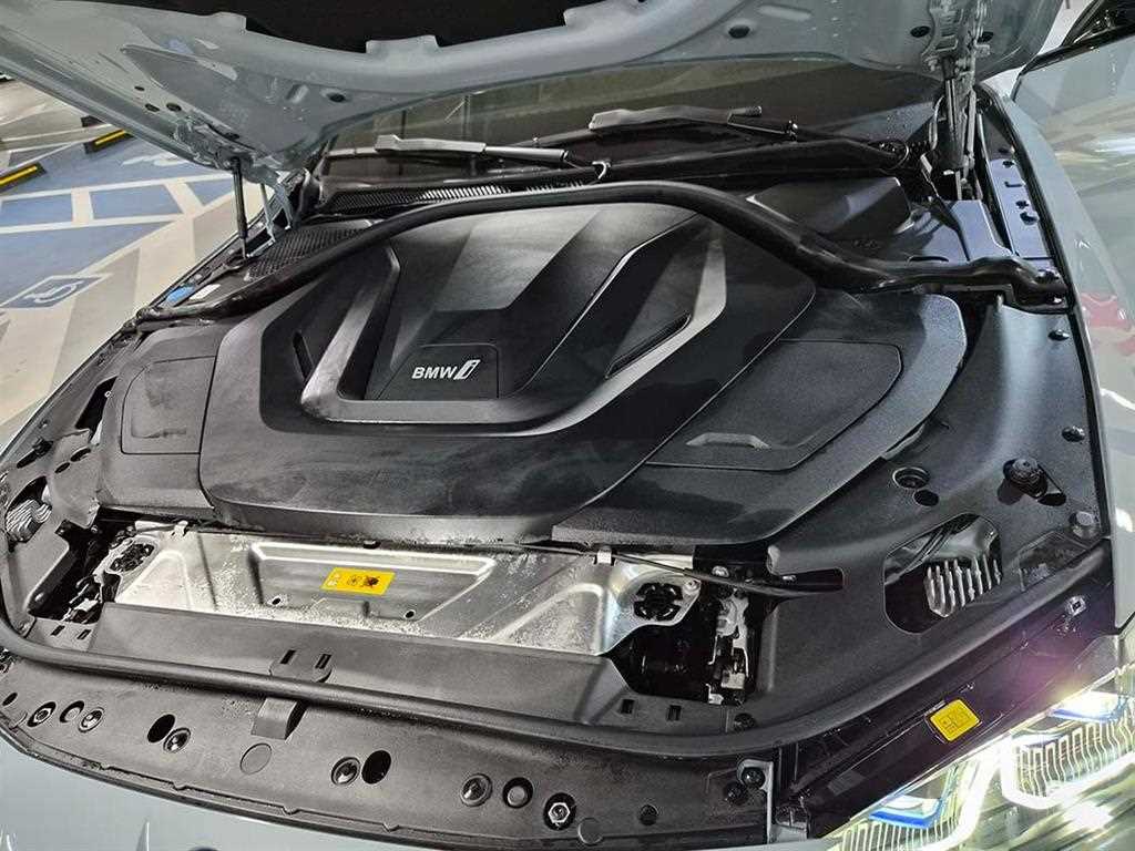 BMW i4 2023 Gris - Importación desde Corea - HF Imports Iquique - Foto 19