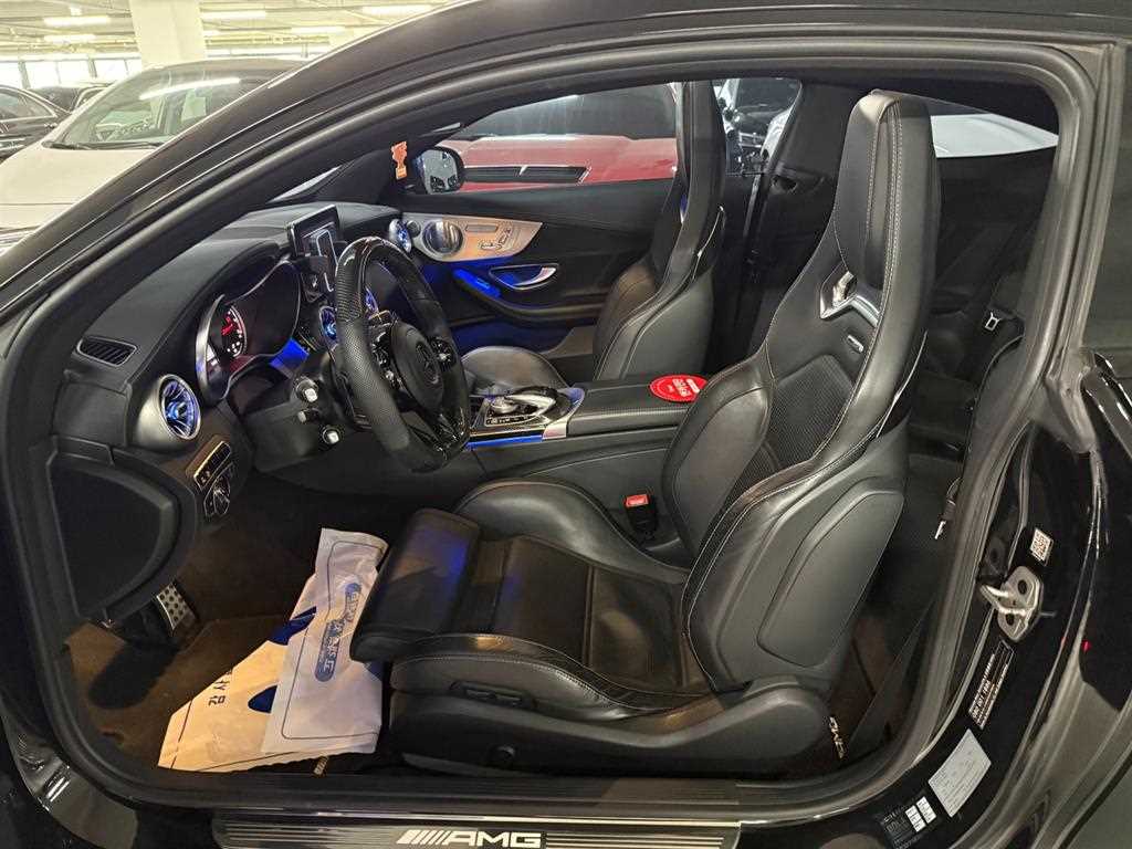 Mercedes Benz C Class - Vista 6
