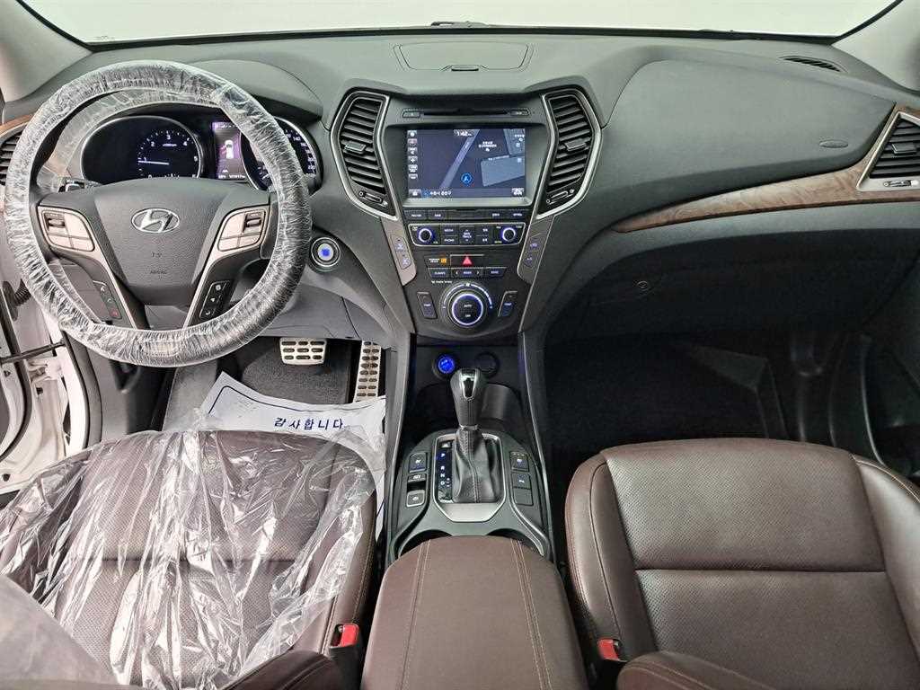HYUNDAI Santa Fe - Vista 6