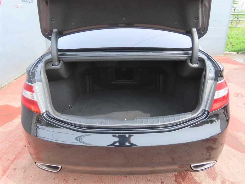 HYUNDAI Grandeur - Vista 5