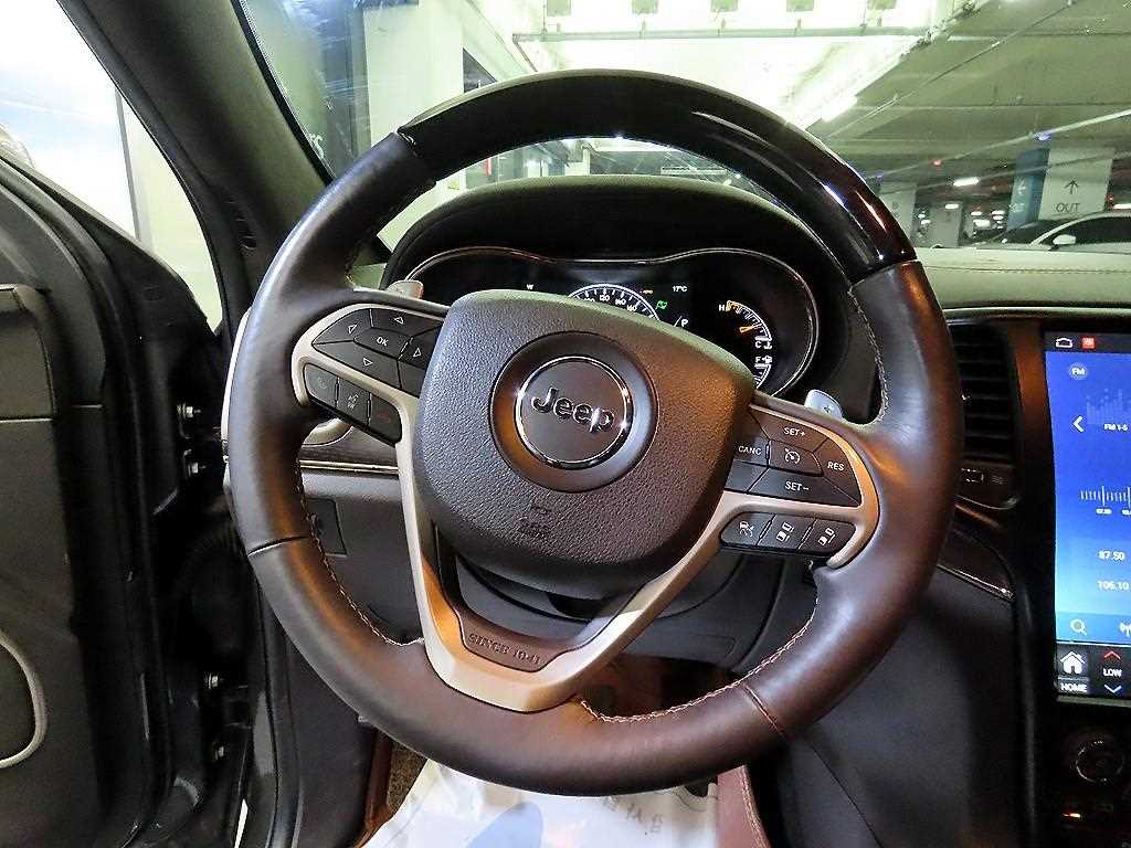 Jeep Cherokee - Vista 8
