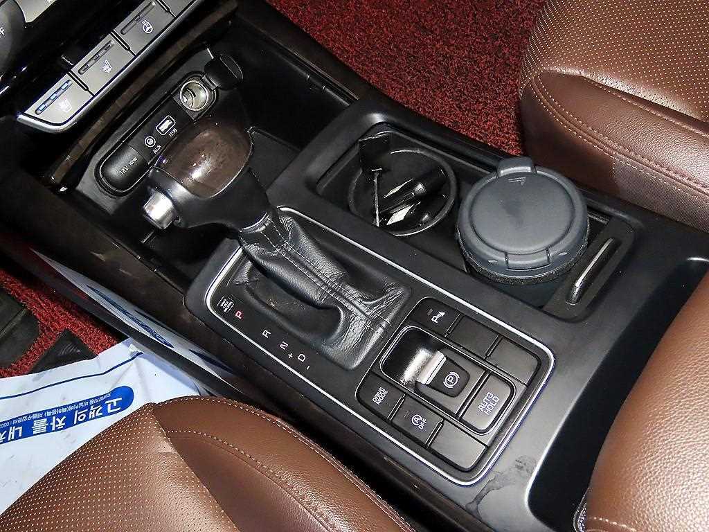 KIA Sorento - Vista 12