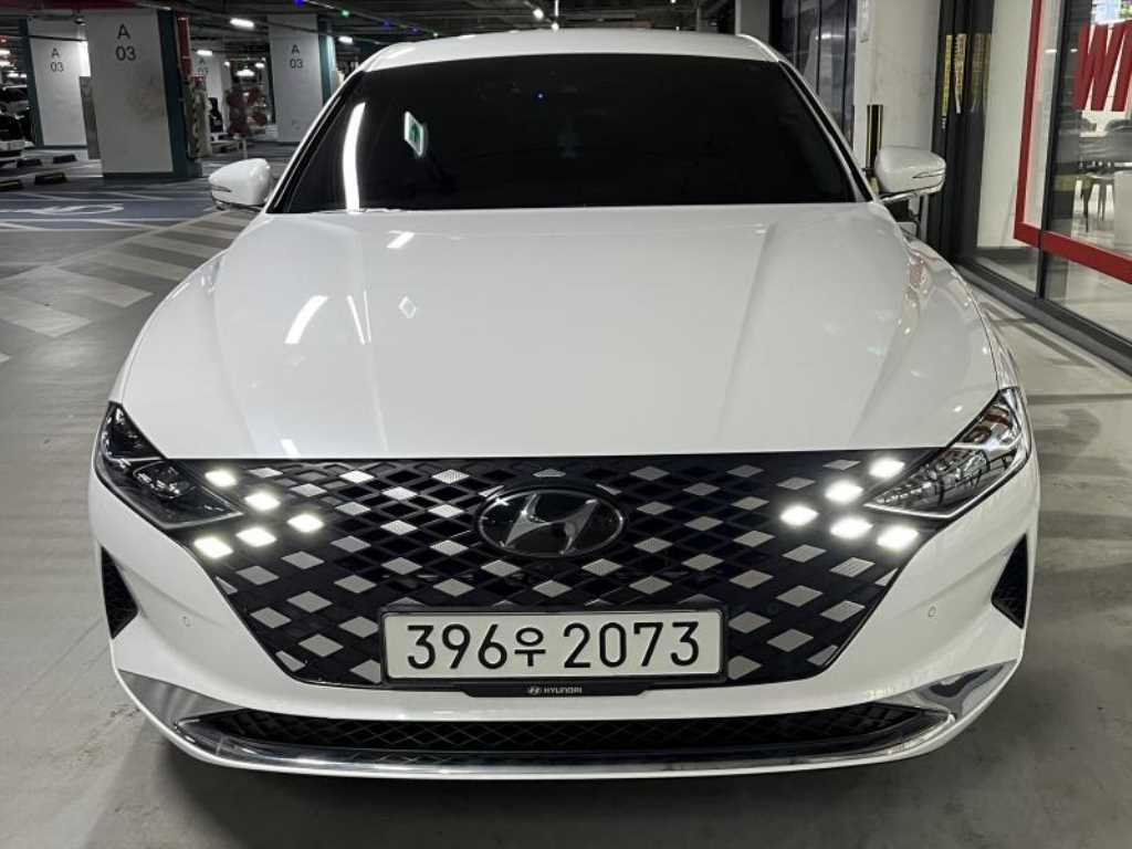 HYUNDAI Grandeur - Vista 2